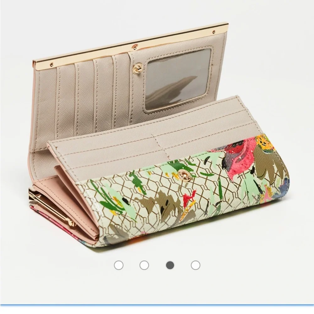 Wallet - Picture 3 of 7